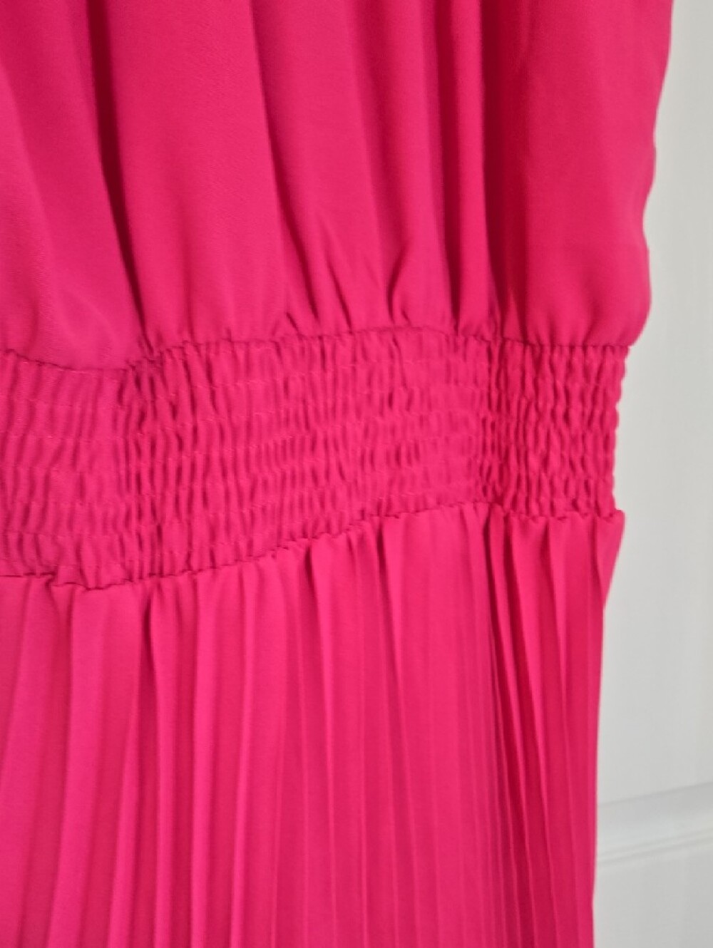 PrettyGarden New Hot Pink Pleated Halter Midi Dress Size Medium - Picture 6 of 9
